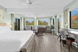 Epic Red Rock Views, Hot Tub, Walk to Uptown - Image 5