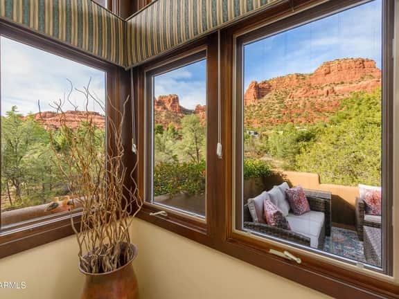 Vacation Among Red Rocks - Image 3